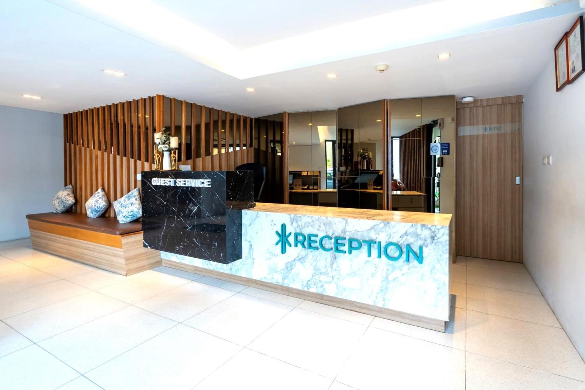 Kudo Hotel & Beach Club - Adults Only Patong Exterior photo
